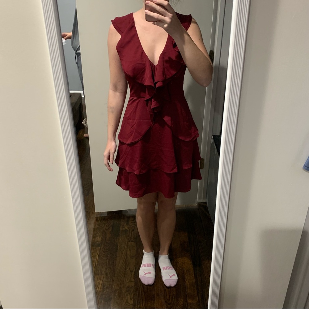 NWT XS Bariano Lumier dress in burgundy